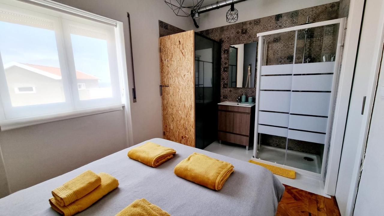 Family Surf Home - Hostel Mafra Eksteriør billede